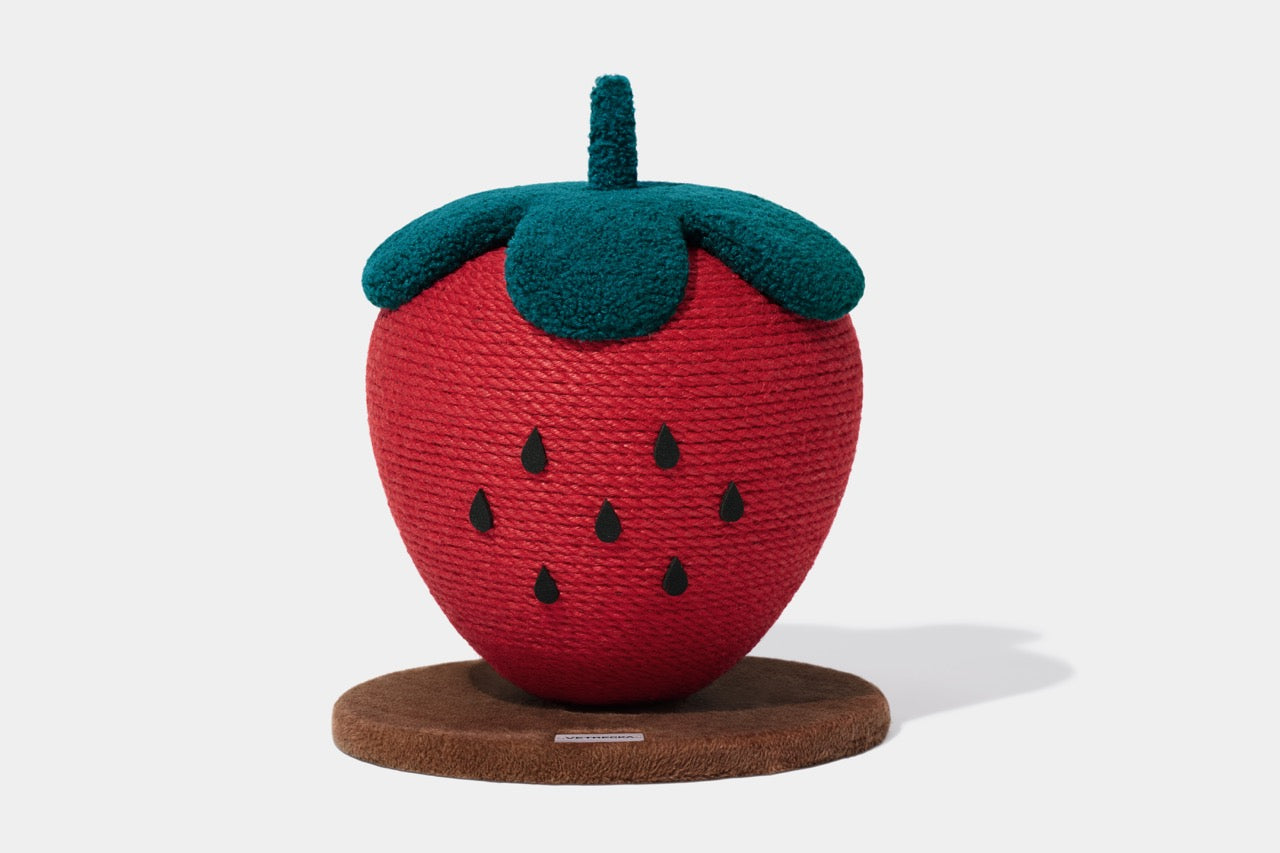 VETRESKA  Strawberry Cat Scratching Ball